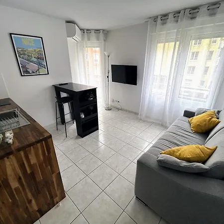 Magnifique Au Bord De