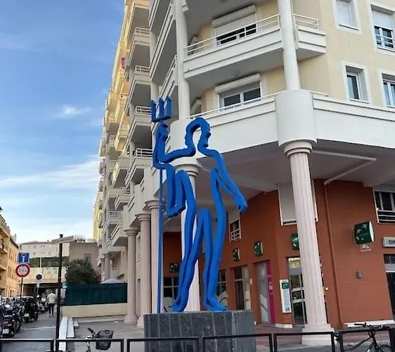 Magnifique Au Bord De Nice